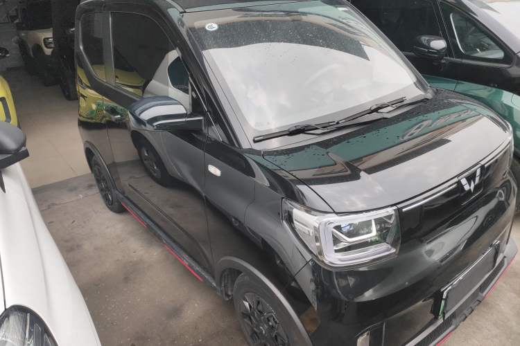 Used Wuling Hongguang MINIEV 2022 GAMEBOY 300km Enthusiast Model with Lithium Iron Phosphate