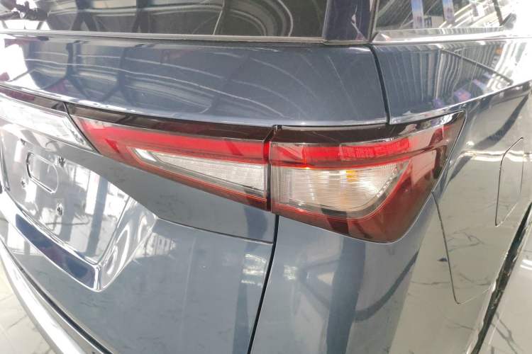 Used Wuling Jiachen 2022 1.5T CVT Smart Luxury Version