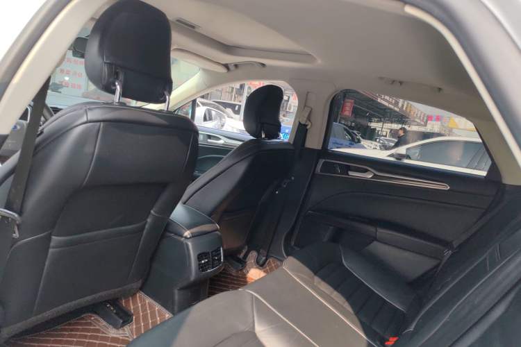 Used Ford Mondeo 2017 EcoBoost 180 Luxury Model
