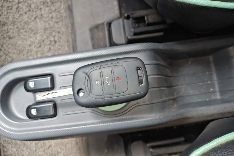 Used Wuling Hongguang MINIEV 2021 Macaron Premium Model – Lithium Iron Phosphate
