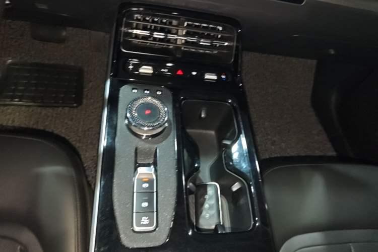 Used Wuling Xingguang 2023 150 Advanced Edition
