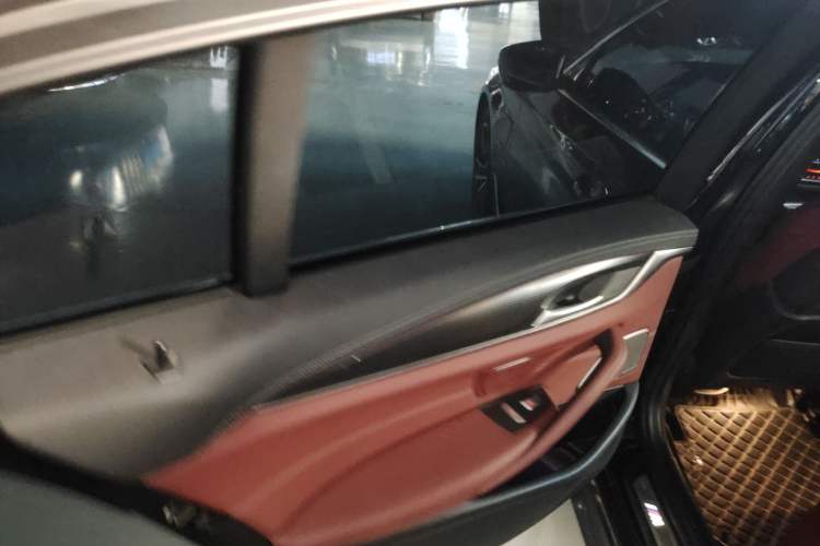 Used BMW 5 Series New Energy 2022 535Le Pioneer Edition M Sport Package
