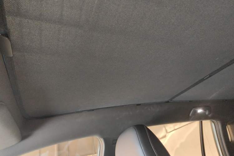 Used AION Y 2022 Plus 70 Tech Edition