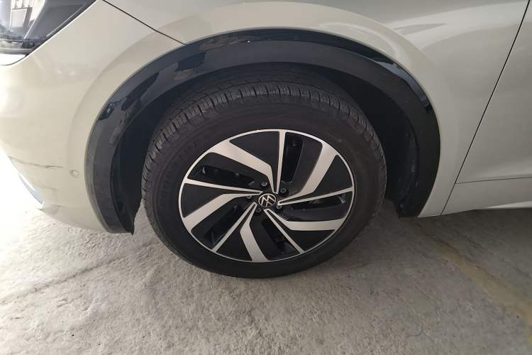 Used Volkswagen Viloran 2024 330TSI Luxury Edition