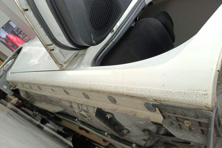 Used Toyota YARiS L 2019 1.5E CVT Dynamic Edition China VI compliant
