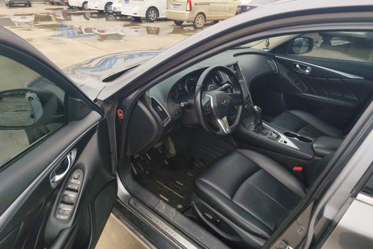 Used Infiniti Q50L 2018 2.0T Comfort Edition China VI Standard