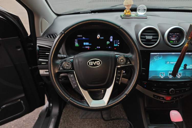 Used BYD S7 2015 2.0T Automatic Flagship Edition
