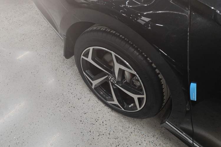 Used Volkswagen Magotan 2023 2 Million Units Commemorative Edition 330TSI DSG Luxury Version
