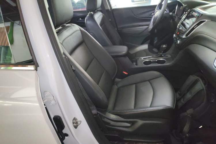 Used Chevrolet Equinox 2018 535T Automatic YuJie Edition
