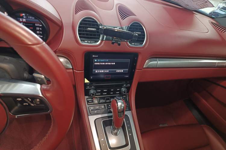 Used Porsche 718 2018 Cayman 2.0T
