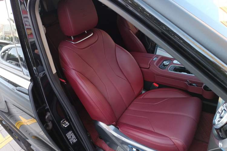 Used Tank 400 2025 2.0T Gasoline Version
