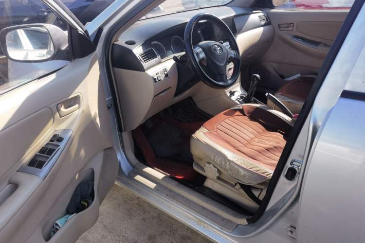 Used Toyota Corolla EX 2013 1.6L Manual Luxury Edition
