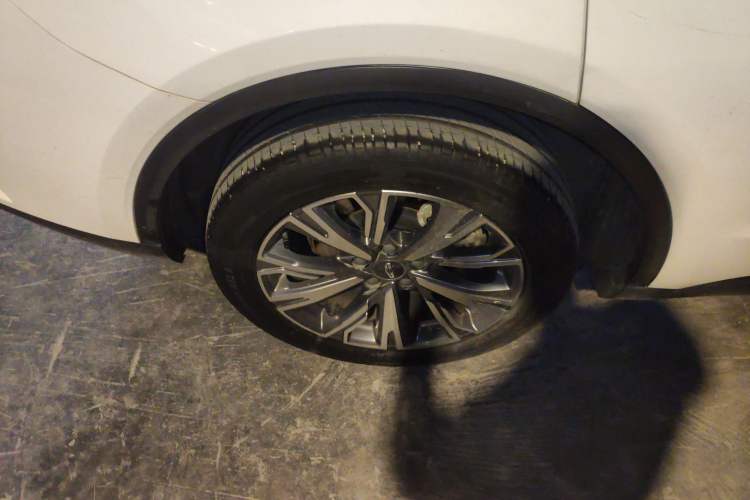 Used Geely Auto Jiajie 2023 Geely Jiaji L 1.5TD DCT Luxury Model