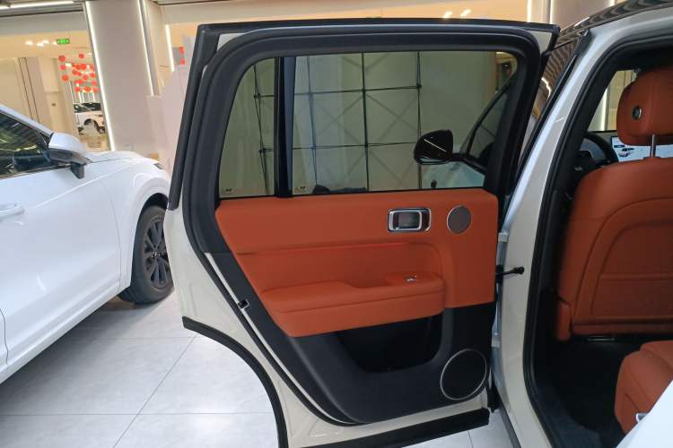 Used Li Auto L6 2024 PRO Model
