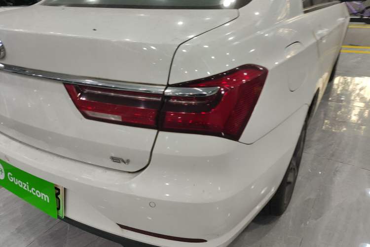 Used BYD Qin New Energy 2019 High-Range Luxury Model
