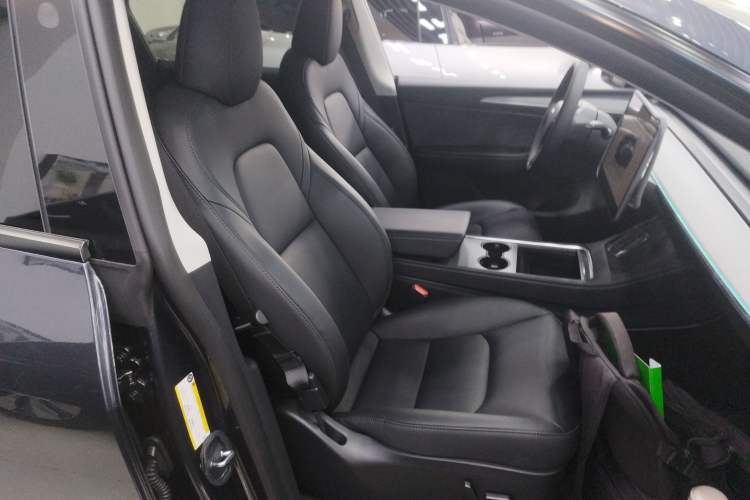 Used Tesla Model Y 2024 Rear-Wheel-Drive Version