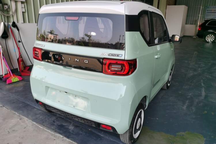 Used Wuling Hongguang MINIEV 2021 Macaron Premium Model – Lithium Iron Phosphate
