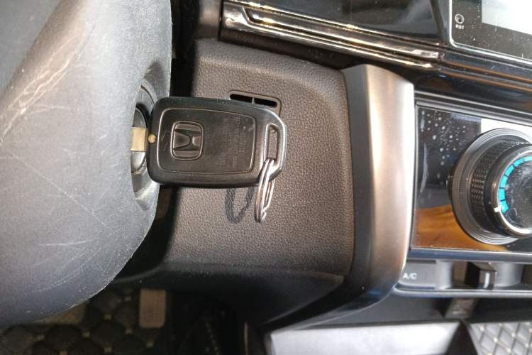 Used Honda Greiz 2016 1.5L CVT Classic Edition
