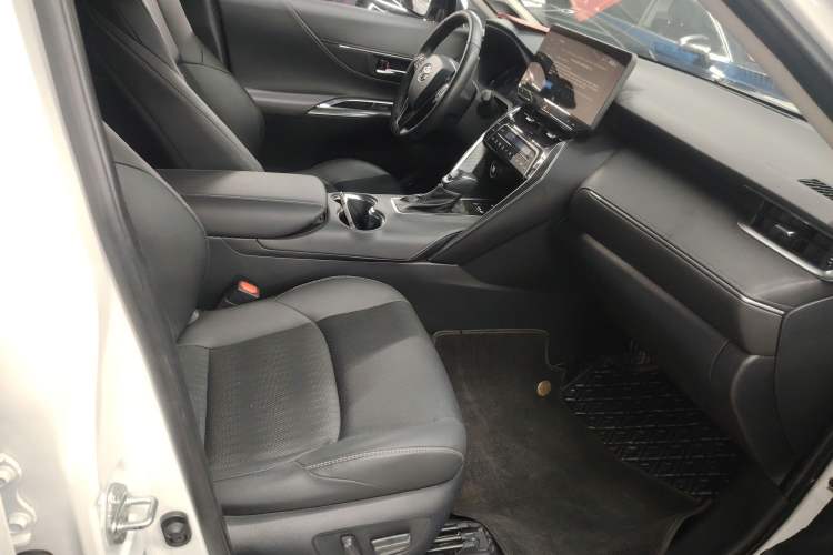 Used Toyota Venza 2023 2.0L CVT Two-Wheel Drive Prestige Version
