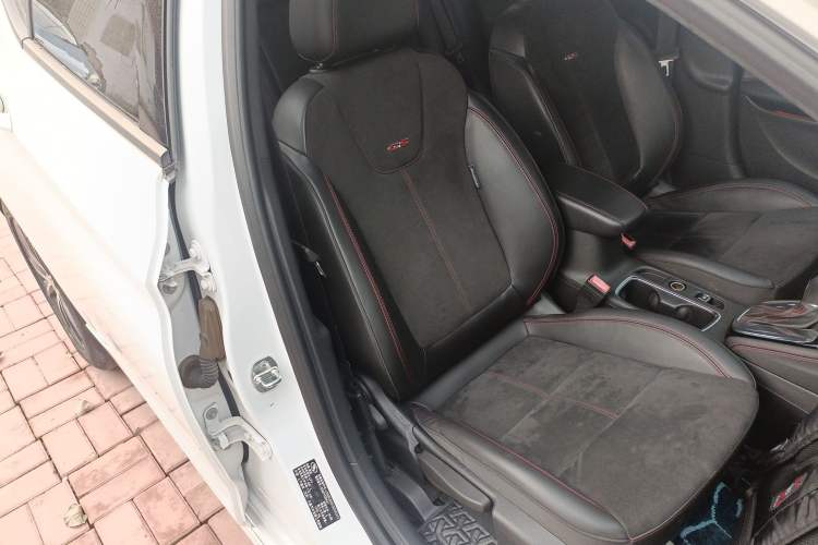 Used Buick Verano 2016 Hatchback GS 20T Dual-Clutch Passionate Sporty Model
