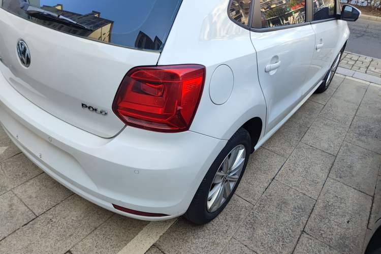 Used Volkswagen Polo 2014 1.4L Automatic Comfort Edition