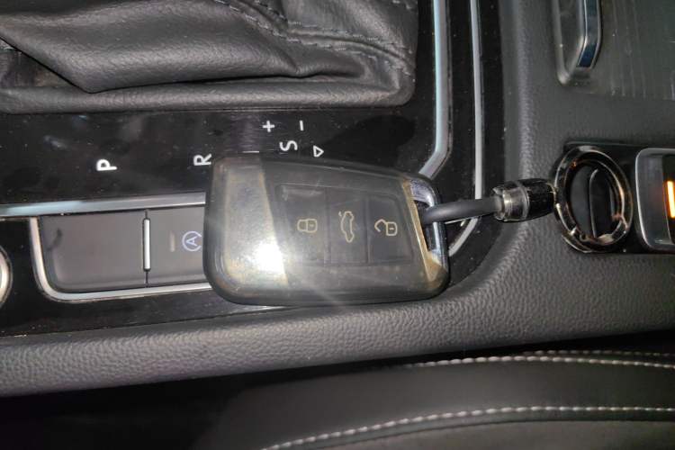 Used Volkswagen Magotan 2020 330TSI DSG Leading Model
