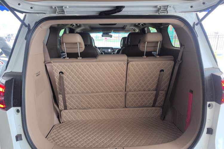 Used Buick GL8 2020 ES Land Cruiser 653T Luxury Edition