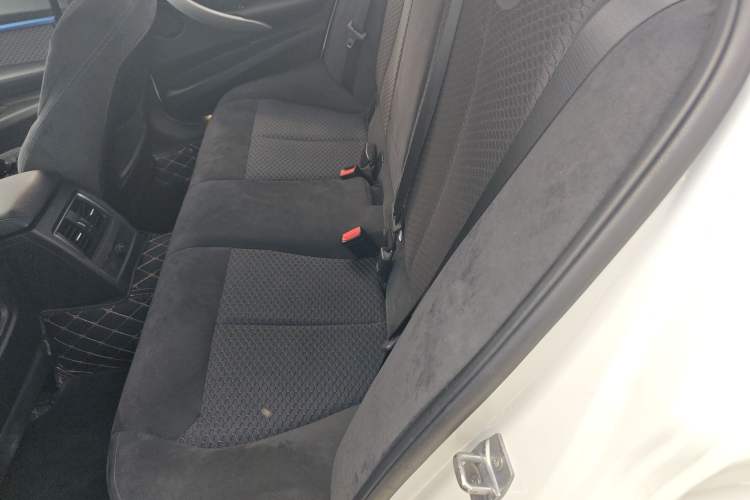 Used BMW 3 Series 2019 320i M Sport Package
