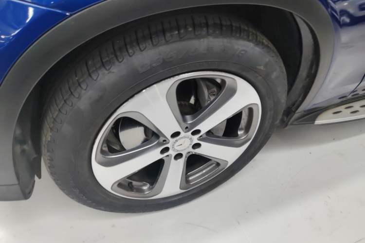 Used Mercedes-Benz GLC 2016 GLC 300 4MATIC Dynamic Model
