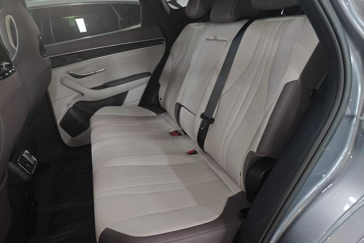 Used BYD Song PLUS New Energy 2025 DM-i Smart Drive 112KM Prestige Model
