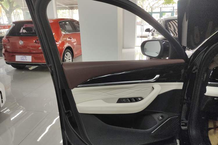 Used Geely Auto Monjaro L 2021 2.0TD DCT EVO Two-Wheel Drive Prestige Version
