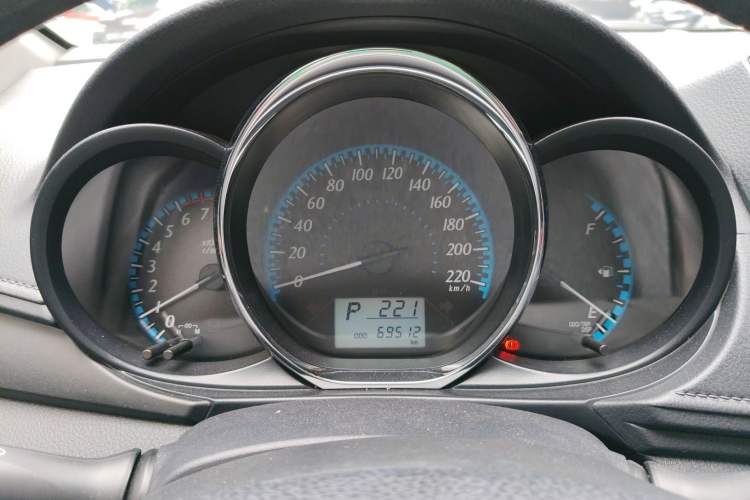 Used Toyota YARiS L 2016 Revised 1.5E CVT Charming Edition
