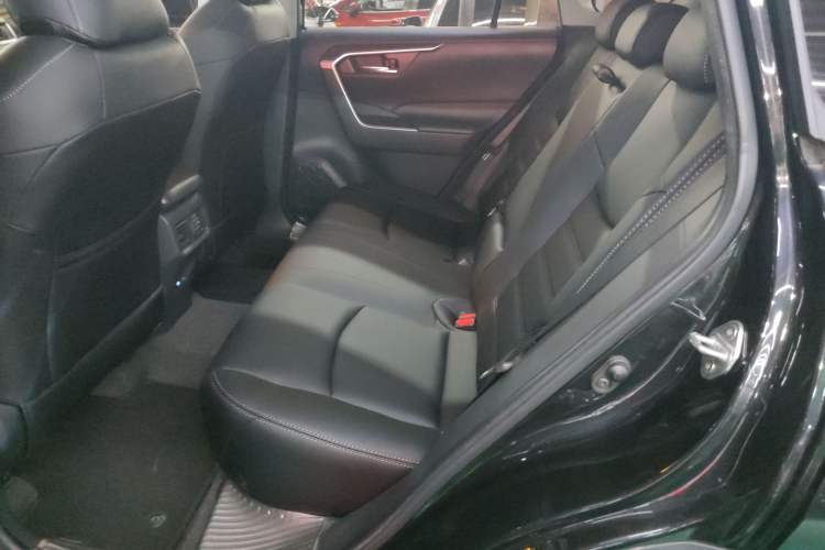 Used Toyota RAV4 2022 2.0L CVT Two-Wheel Drive Fashion Edition
