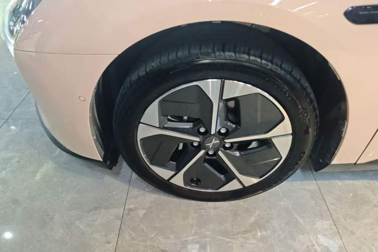 Used XPeng MONA M03 2024 620 with Ultra-Long Range
