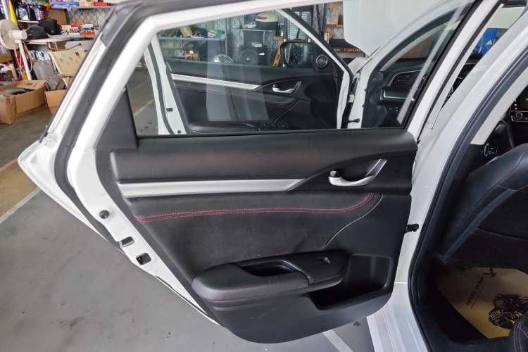 Used Honda Civic 2016 220TURBO CVT Luxury Edition
