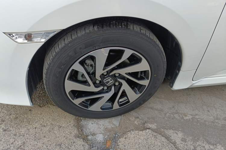 Used Honda Civic 2016 220TURBO CVT Luxury Edition
