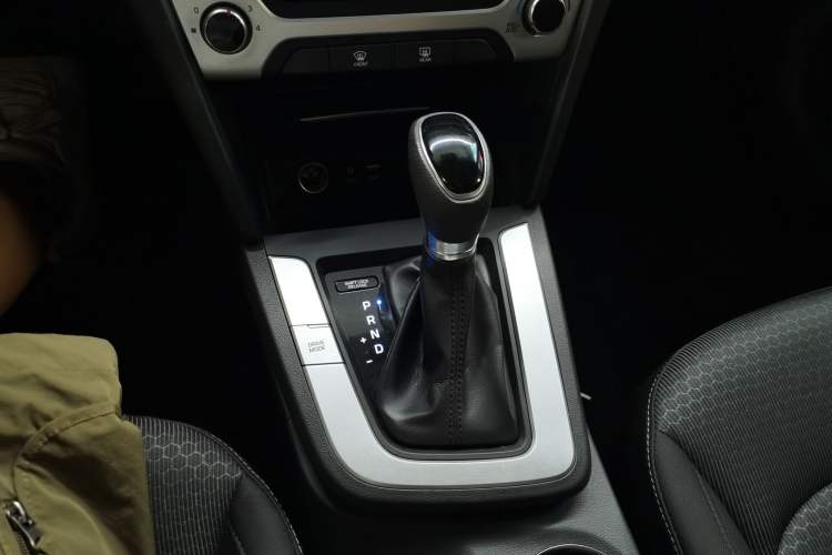 Used Hyundai Elantra 2018 1.6L Automatic 15th Anniversary Special Edition
