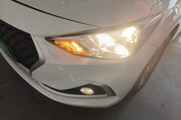 Used Hyundai Celesta 2017 1.6L Automatic Enjoyment Version GLS