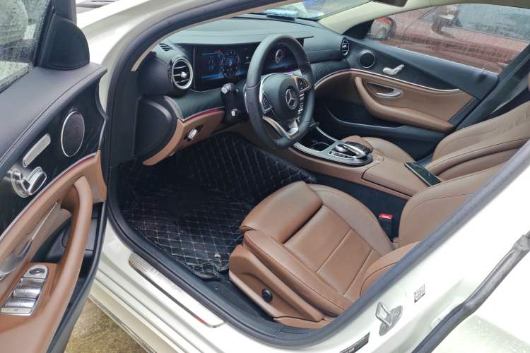 Used Mercedes-Benz E-Class 2018 Facelift E 200 L Sport Edition
