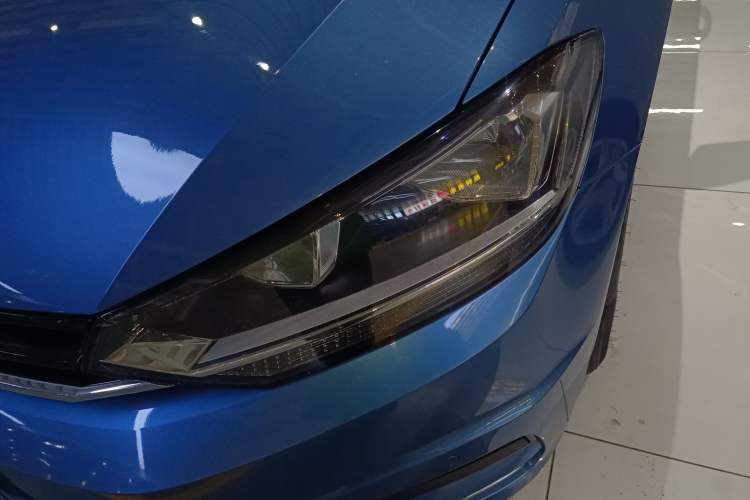 Used Volkswagen Touran 2018 Volkswagen Touran L 280TSI DSG Comfort Edition 7 Seats China V Emission Standard
