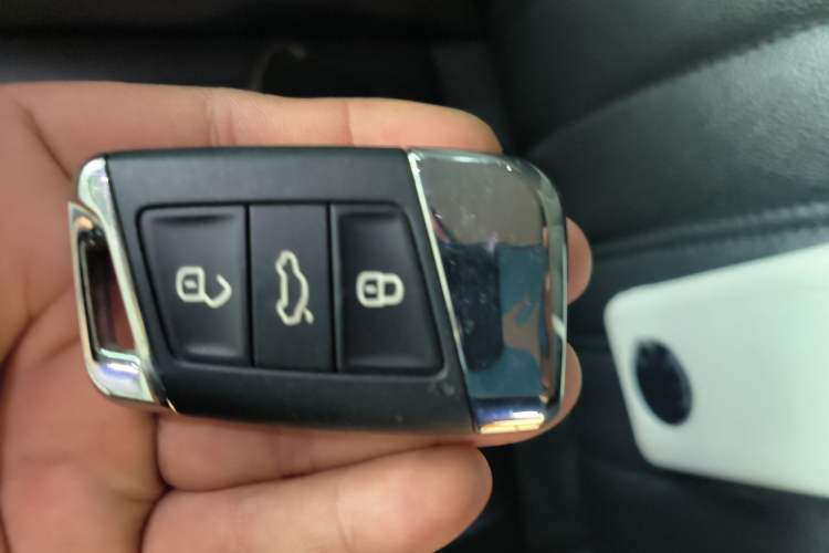 Used Volkswagen Passat 2023 330TSI Elite Edition
