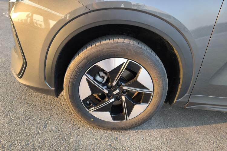 Used  E5 2024 530 km Exploration+ Version