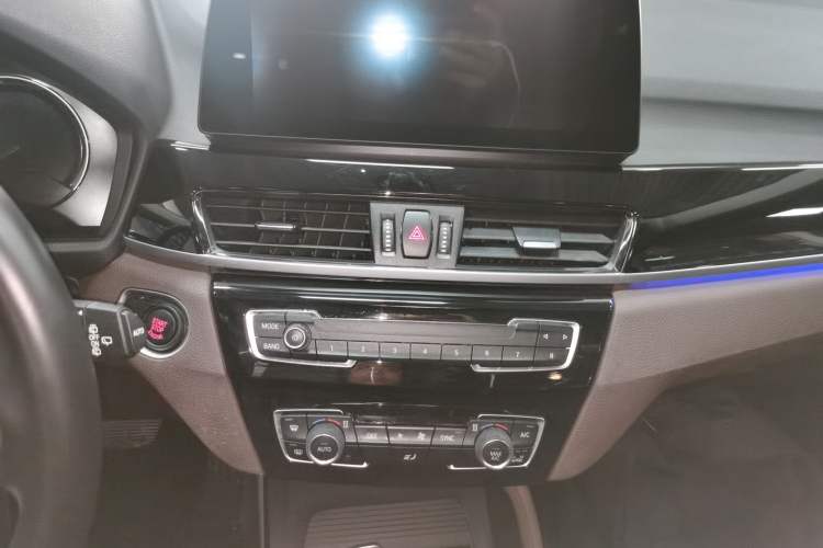 Used BMW X1 2021 sDrive25Li Leading Model