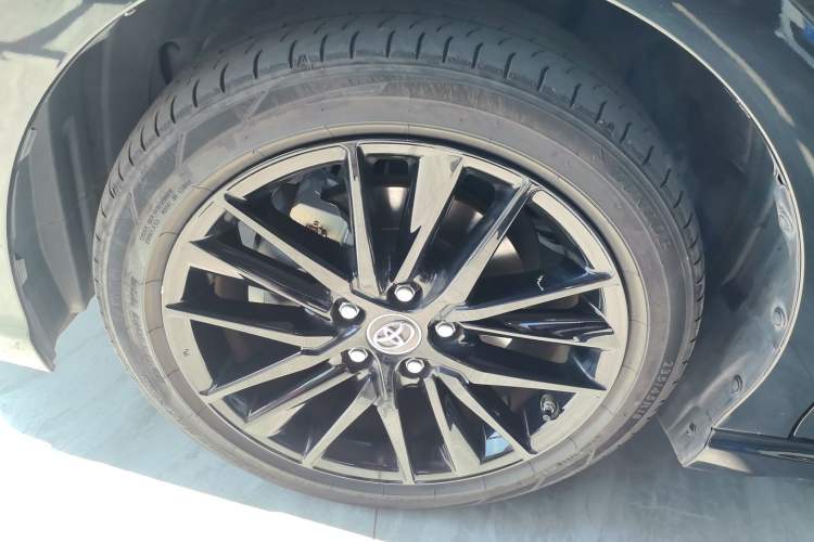 Used Toyota Camry 2022 2.5S Knight Edition
