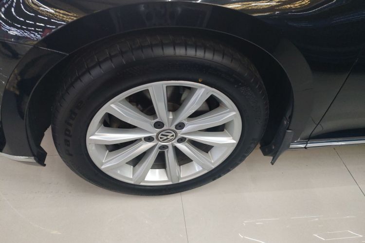 Used Volkswagen Magotan 2019 330TSI DSG Leading Edition China V Standard
