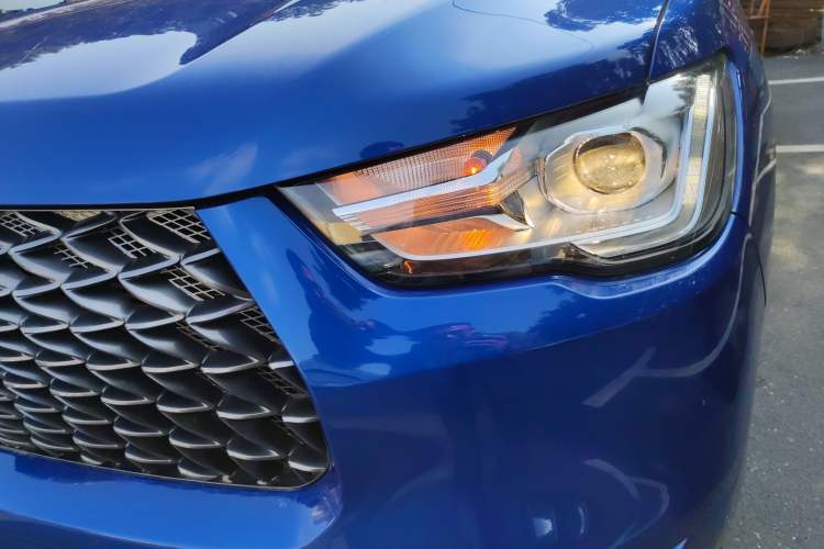 Used Great Wall Poer 2021 2.0T Commercial Version Automatic Diesel 4x4 Elite Long-Box GW4D20M