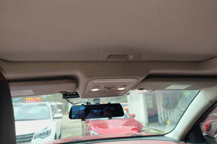 Used FORTHING T5 2018 300T DCT Zhiyue Trim