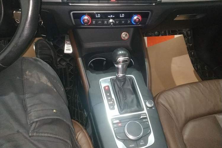 Used Audi A3 2016 Limousine 35 TFSI Style Edition
