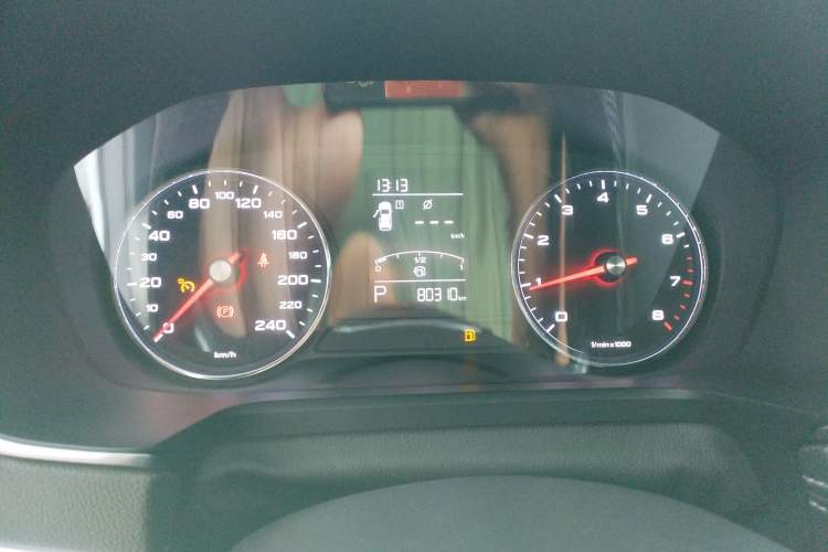 Used Roewe RX5 2016 20T Two-Wheel Drive Automatic Flagship Edition
