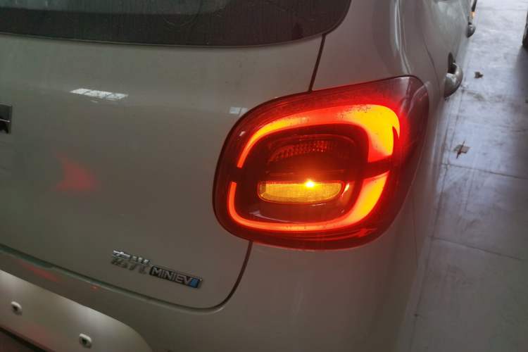 Used Wuling Hongguang MINIEV 2025 Four-Door Version Advanced Edition
